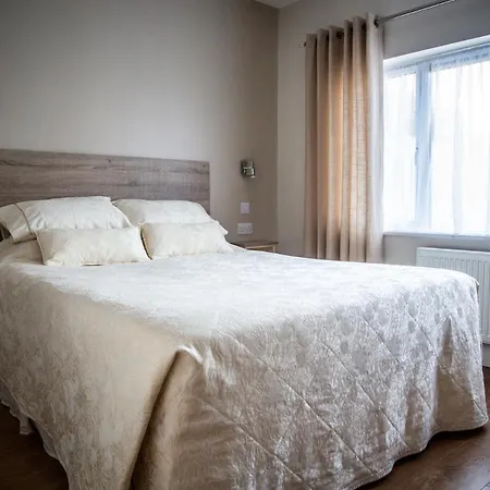 Couette-café Hayes House 3*